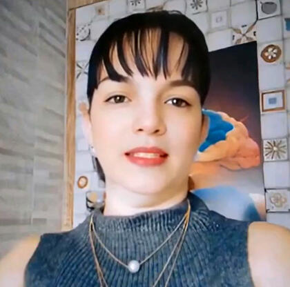 Autora do Livro Além dos Algoritmos Autora do Livro Além dos Algoritmos